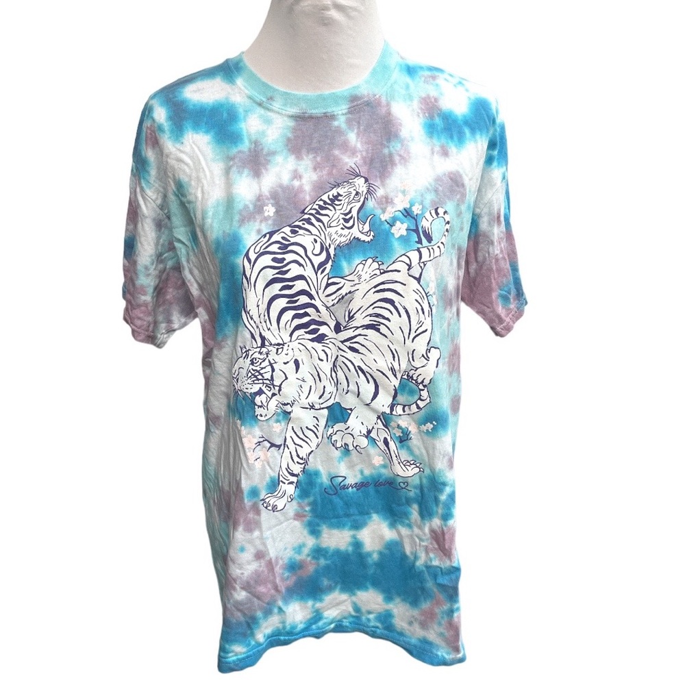 Goodie Two Sleeves Savage Love Tigers Short Sleeve Crewneck TShirt Size Medium